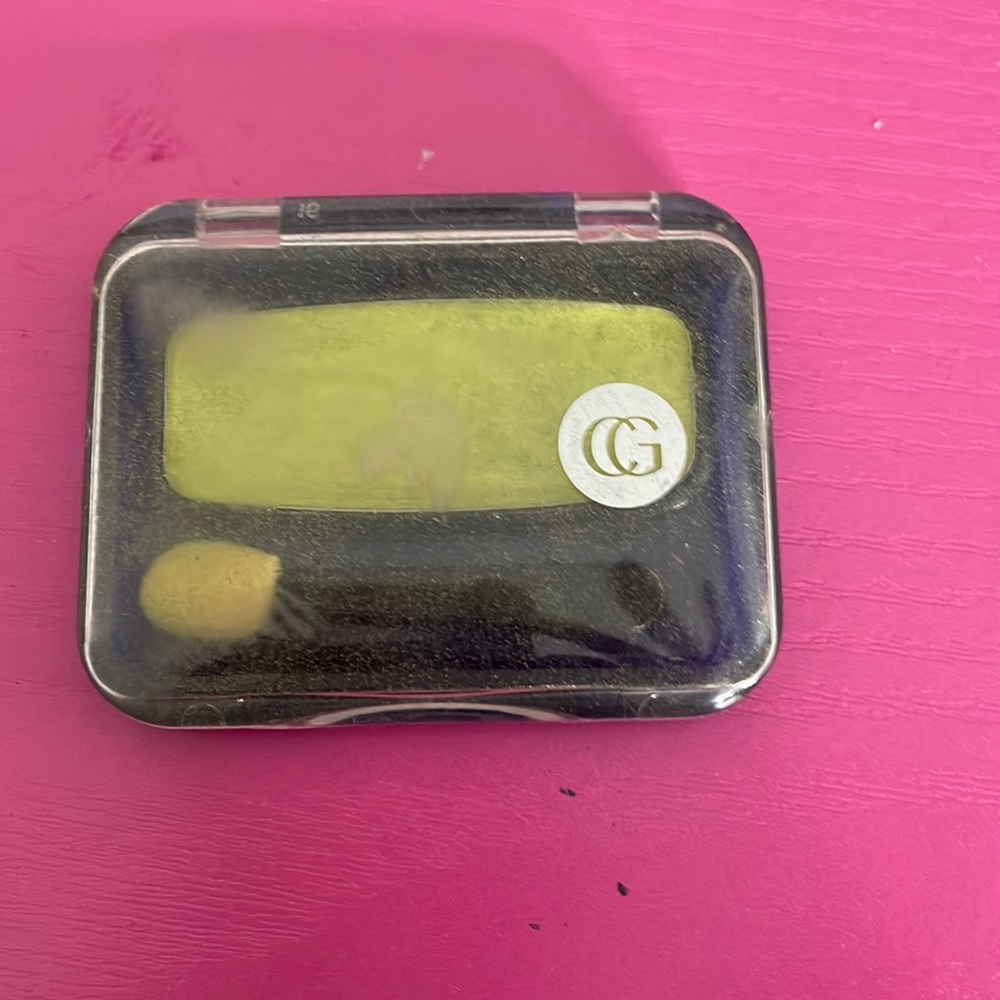 COVER GIRL EYESHADOW